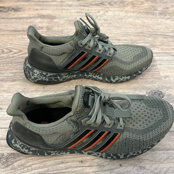Adidas UltraBoost DNA Digital Camo- Legend Earth Adidas UltraBoost DNA Digital Camo- Legend Earth